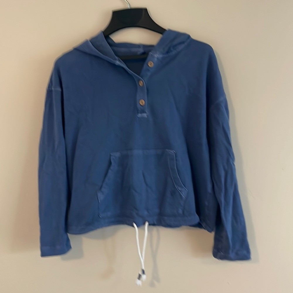 Pullover sweatshirt long sleeve